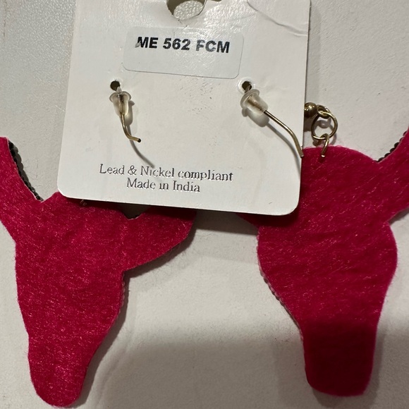 Handcrafted Pink Beaded Earrings - Picture 4 of 5